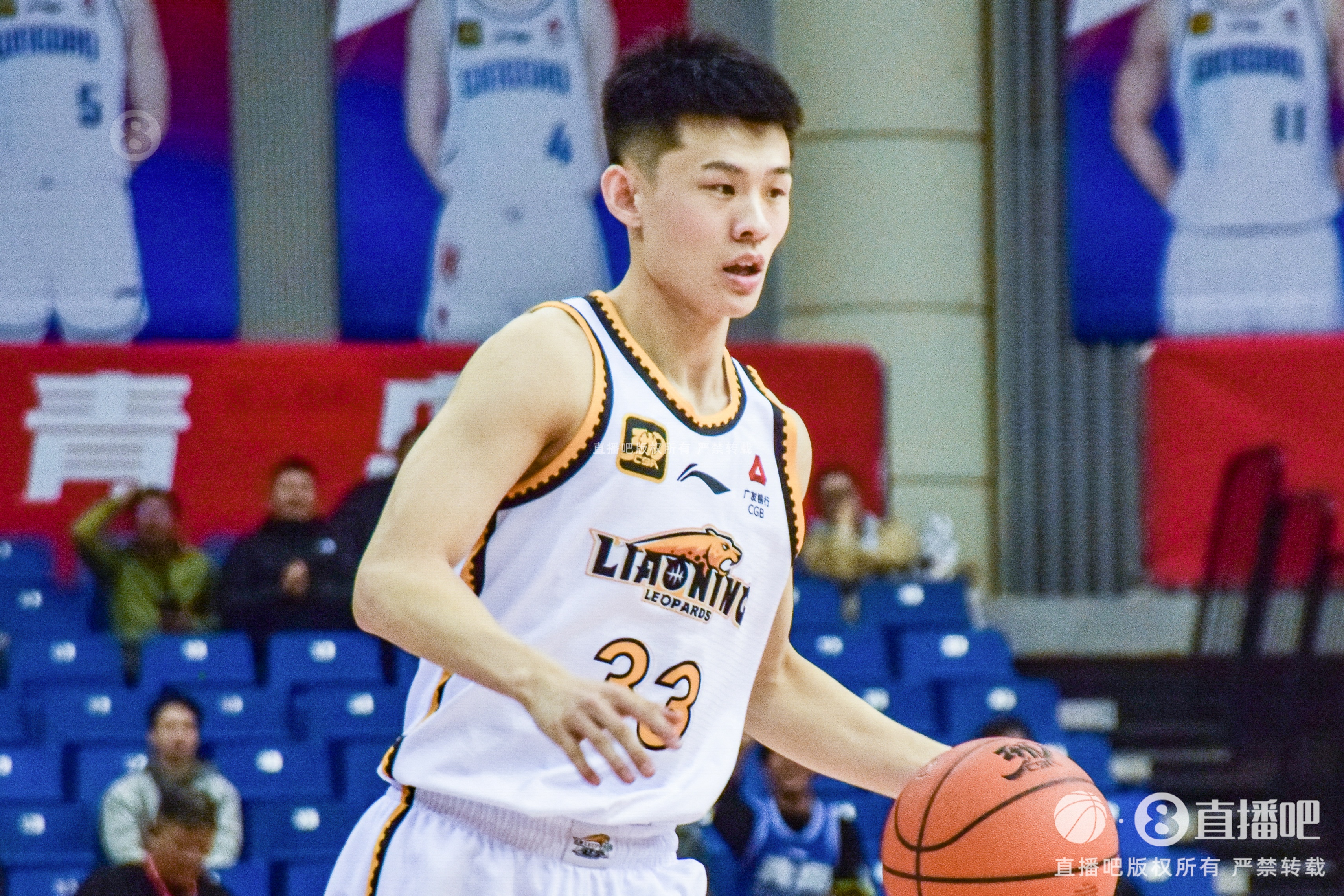 太準(zhǔn)了！王嵐嵚半場4記三分球拿下12分2板2助1斷