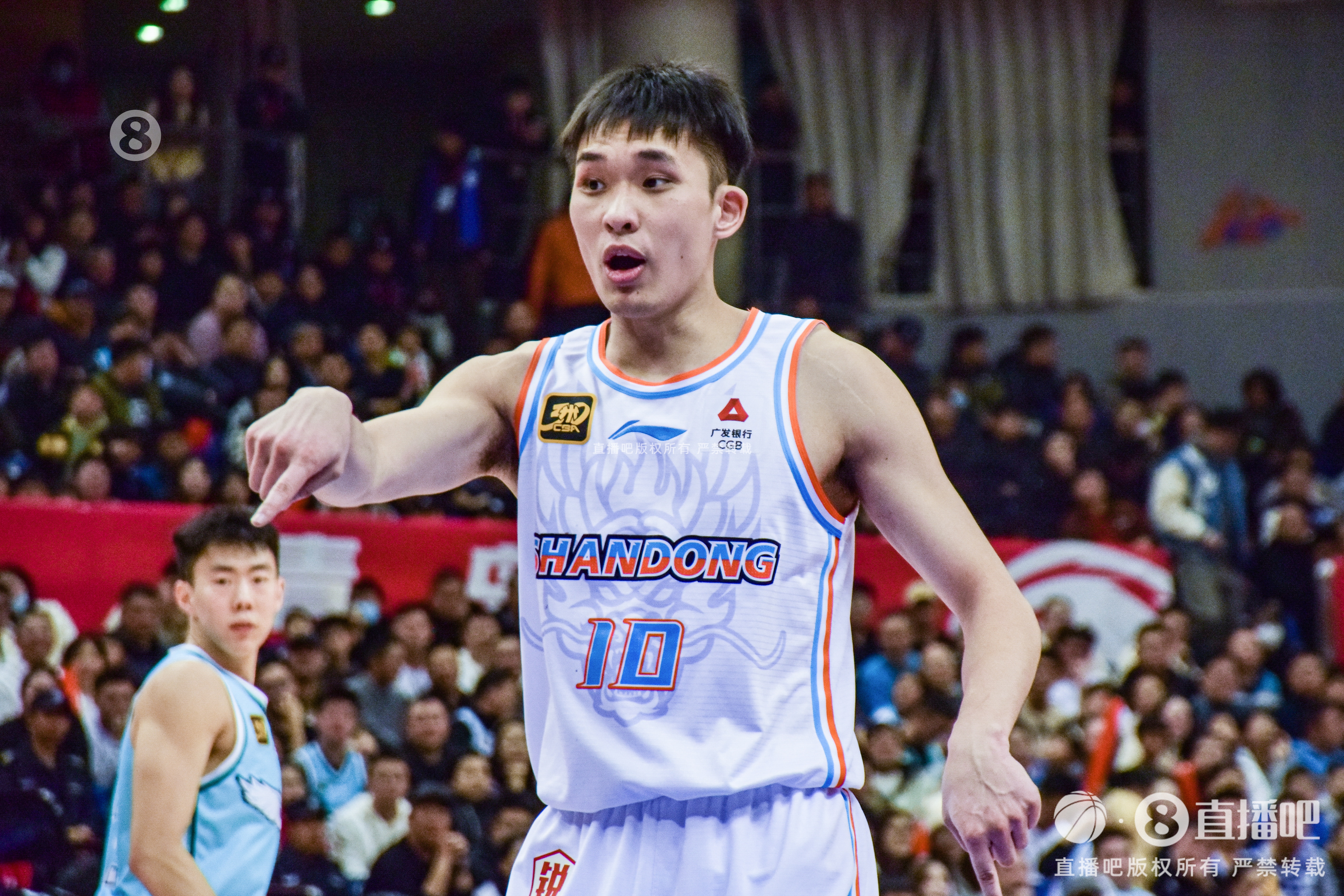 攻防俱佳！狀元秀謝智杰7中5拿到16分3板3助5斷 三分3中3